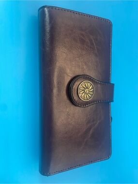 Travelambo Brown Luxury Waxed Leather RFID Large Capacity Bifold Clutch Wallet
